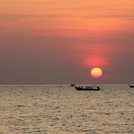Phi Phi Seaside Bungalow エクステリア 写真