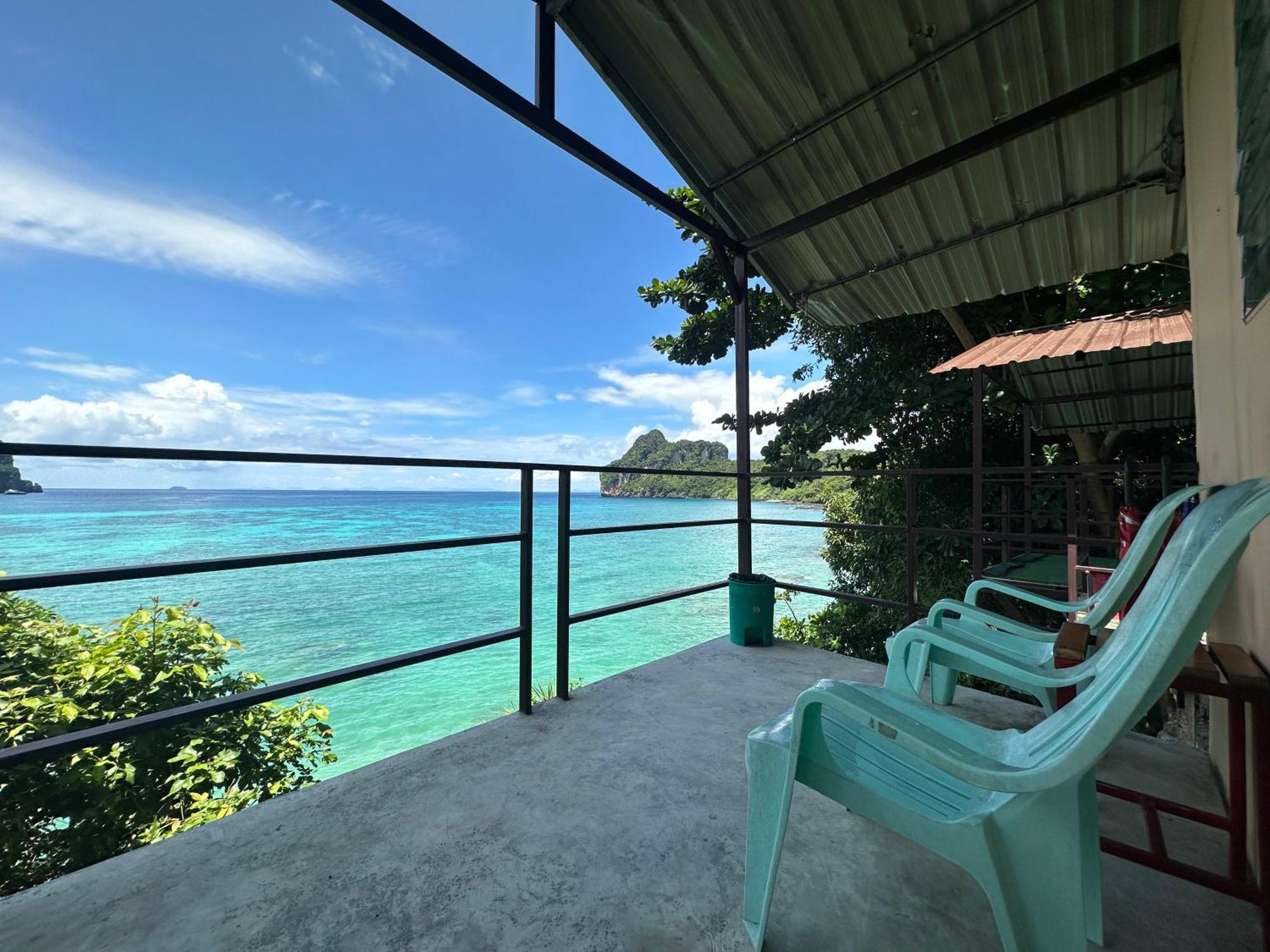 Phi Phi Seaside Bungalow エクステリア 写真