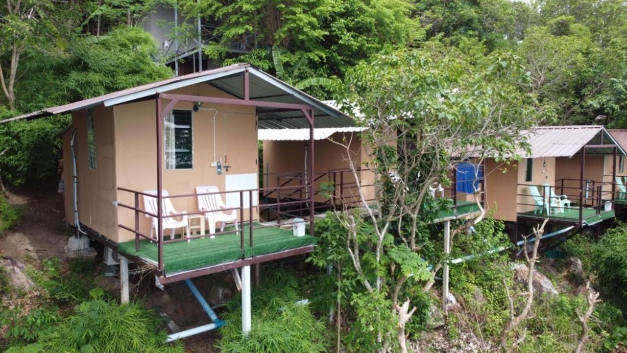 Phi Phi Seaside Bungalow エクステリア 写真